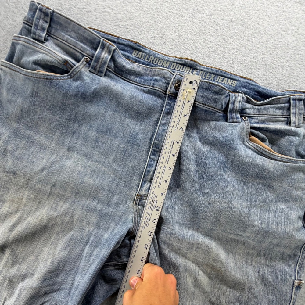 Duluth Trading Co Ballroom Double Flex Relaxed Fit Jeans Mens 48x30 Light Wash - Picture 3 of 12